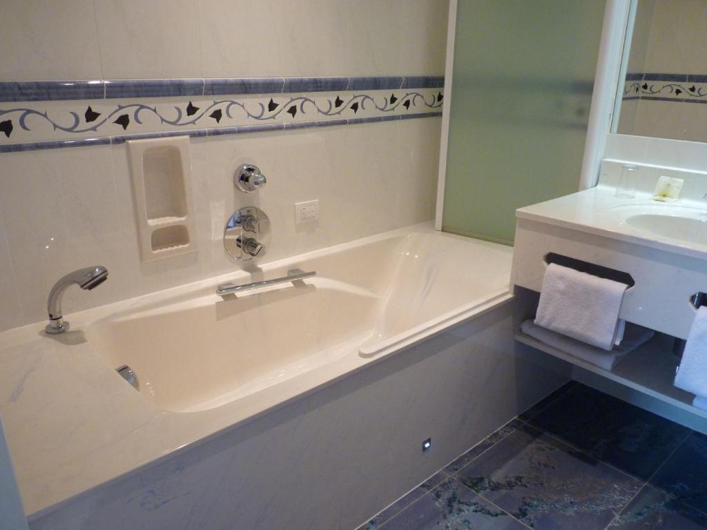 Les Tilleuls Hotel Jupille Zewnętrze zdjęcie