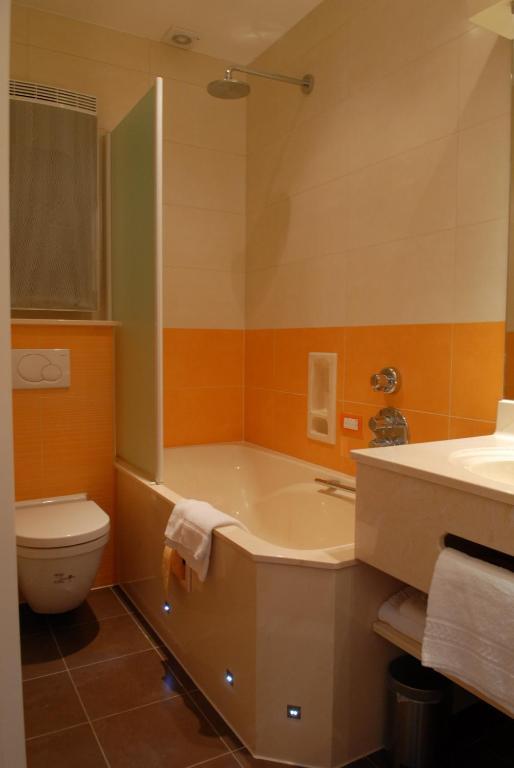 Les Tilleuls Hotel Jupille Zewnętrze zdjęcie