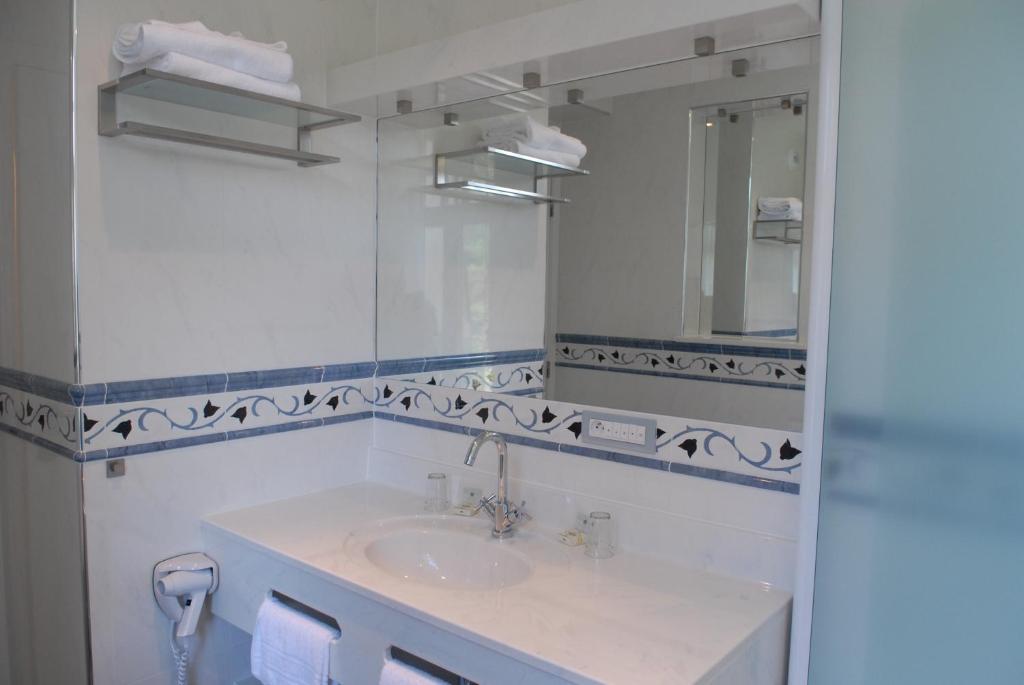 Les Tilleuls Hotel Jupille Zewnętrze zdjęcie